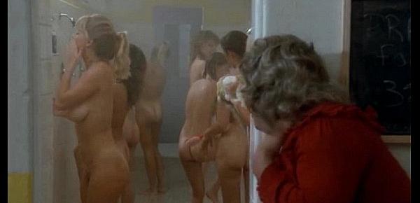  Betsy Russell en Private School